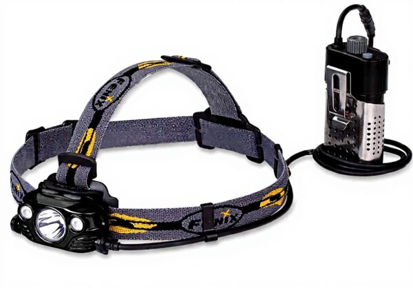 Fenix HP30R Lampada Frontale Uomo LED Alluminio Nero